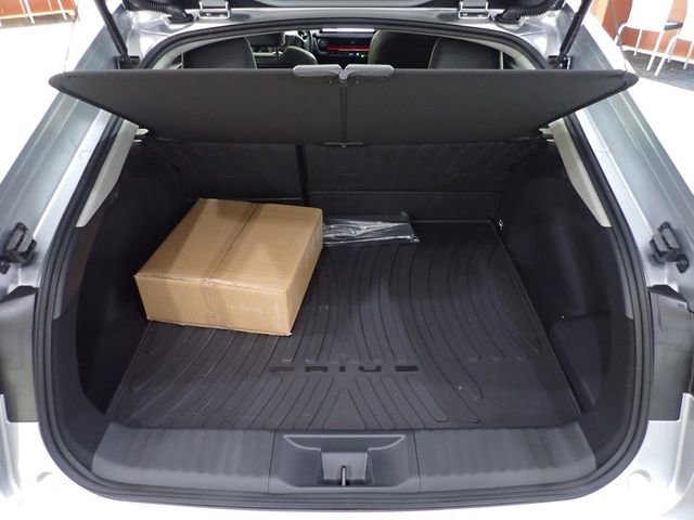New 2026 Toyota Prius Plug-In Hybrid FWD image 5