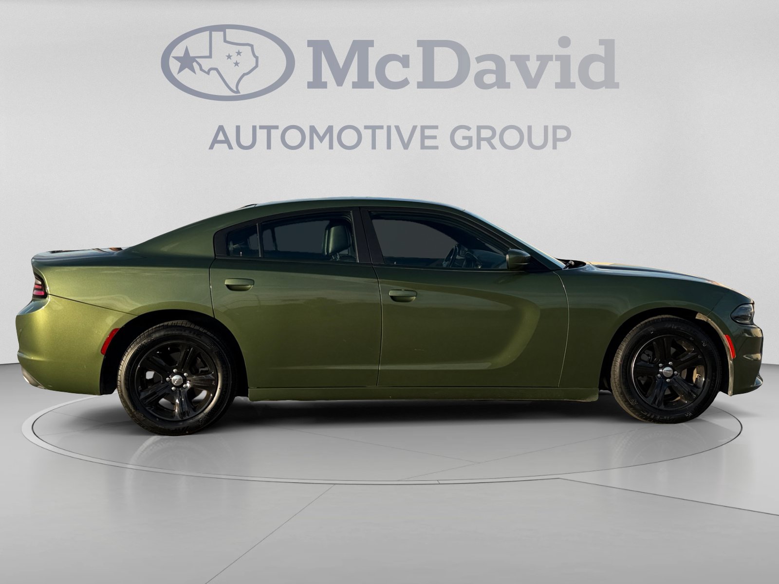 Used 2021 Dodge Charger SXT w/ Leather Interior Group RWD image 7