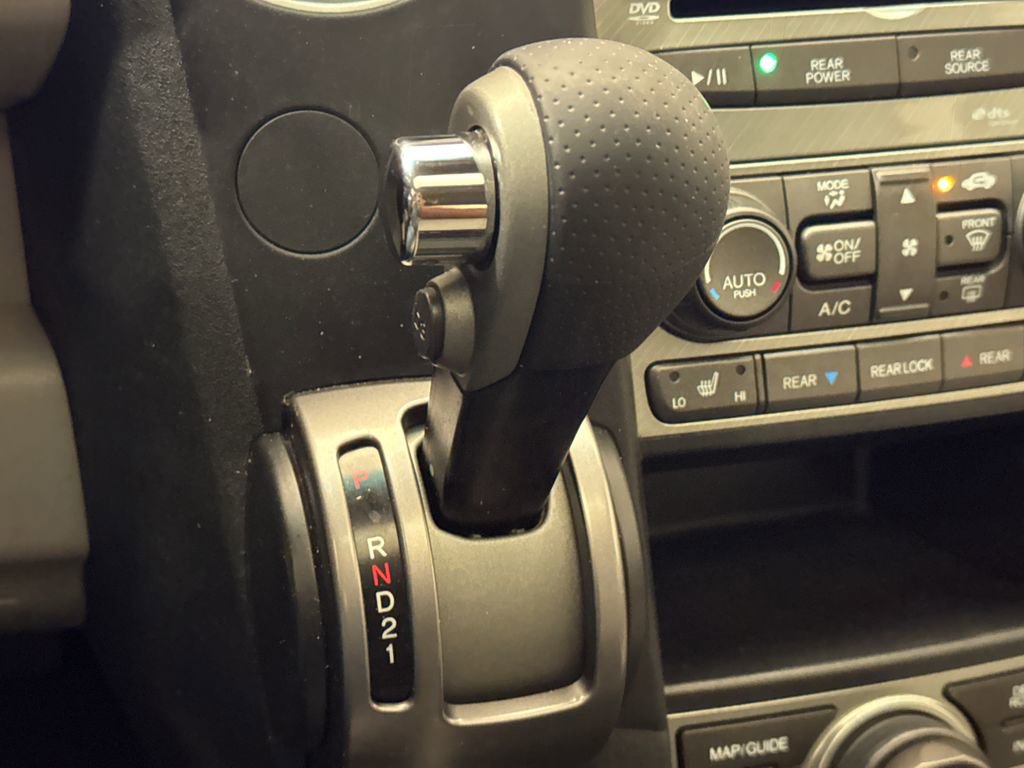 Used 2014 Honda Pilot Touring image 30