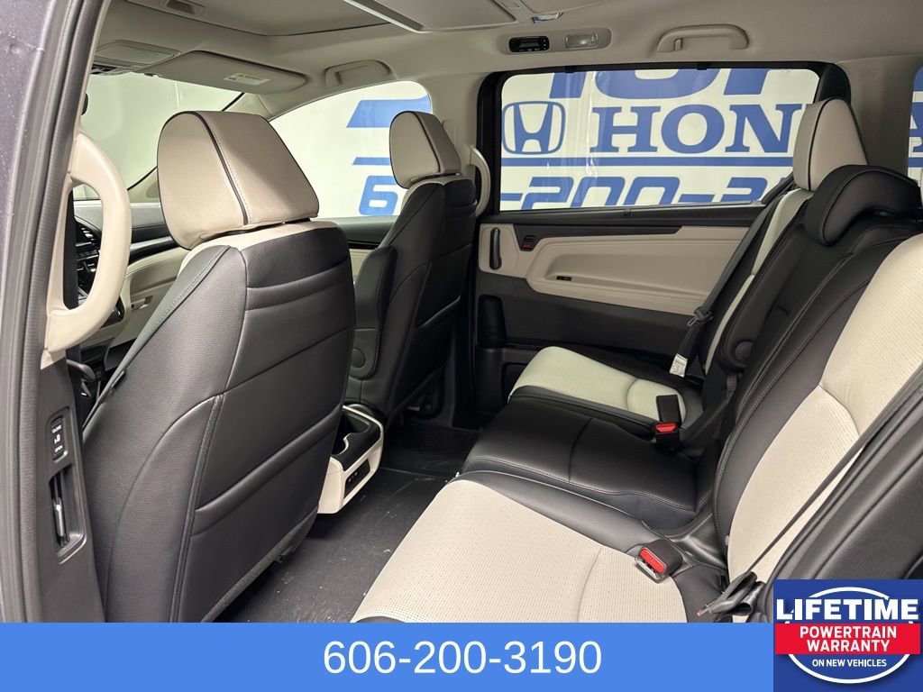 New 2026 Honda Odyssey Elite image 17