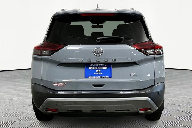 Used 2023 Nissan Rogue SL w/ SL Premium Package image 4