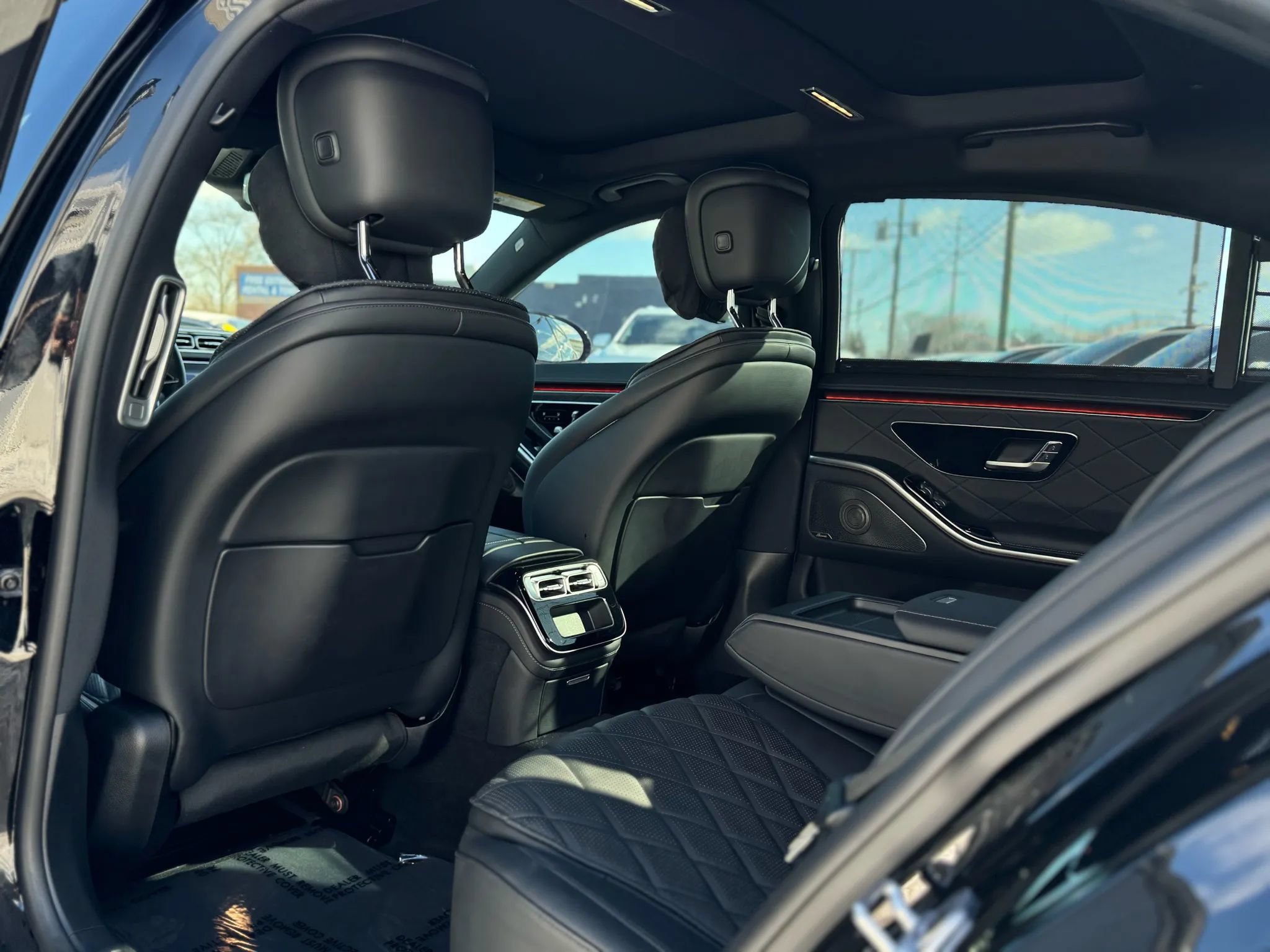 Used 2025 Mercedes-Benz S 580 4MATIC Sedan image 26
