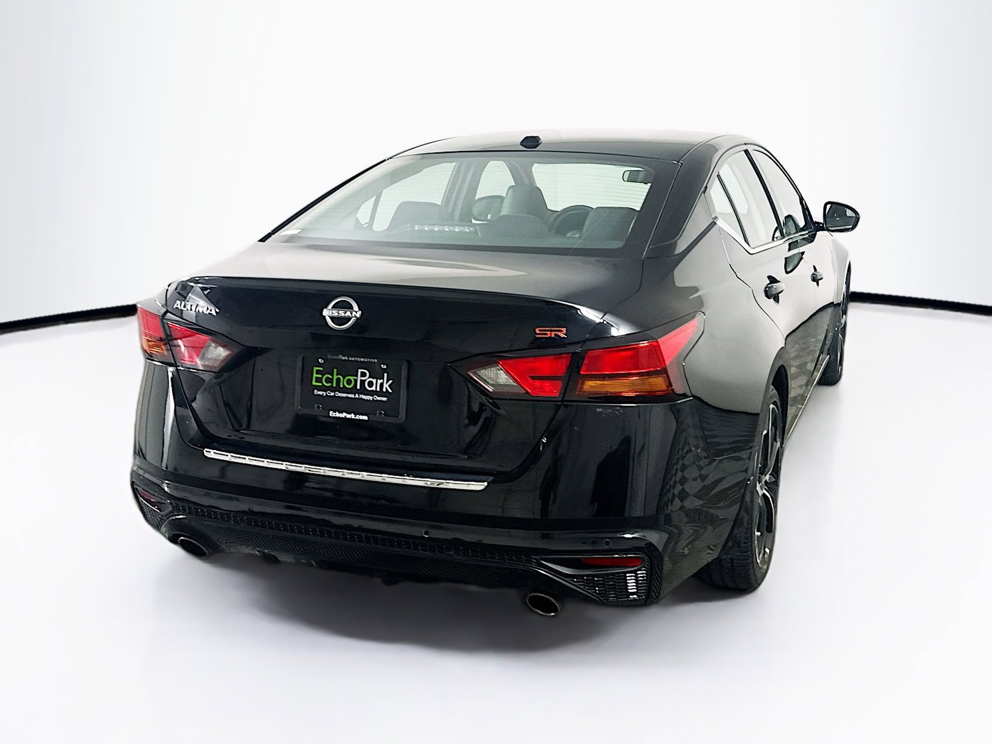 Used 2023 Nissan Altima 2.5 SR image 9