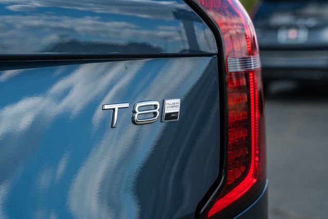 New 2026 Volvo XC90 T8 Plus w/ Protection Package Premier image 9