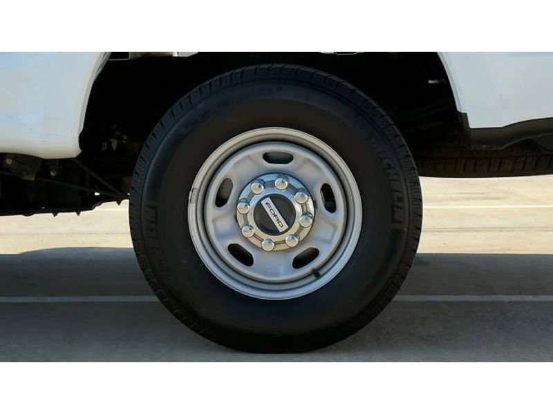Used 2022 Ford F250 XL w/ Power Equipment Group image 50