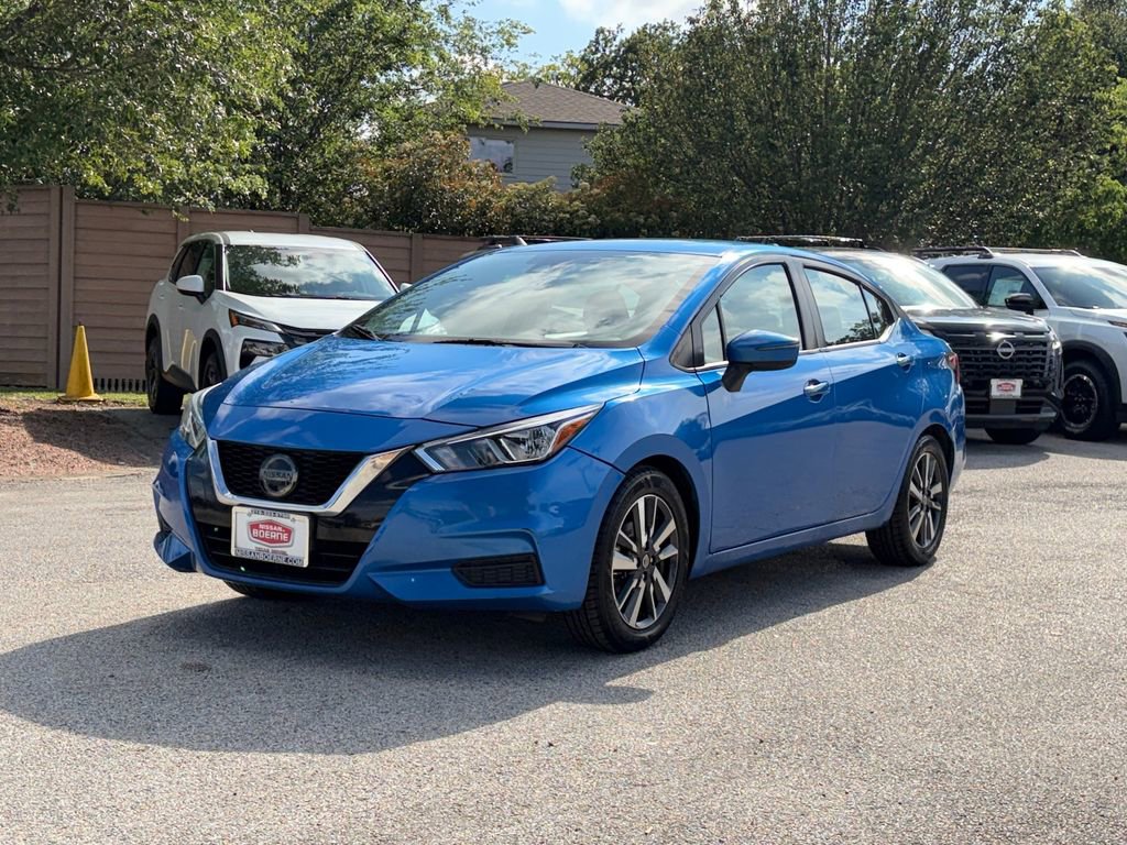 Used 2021 Nissan Versa SV FWD image 7