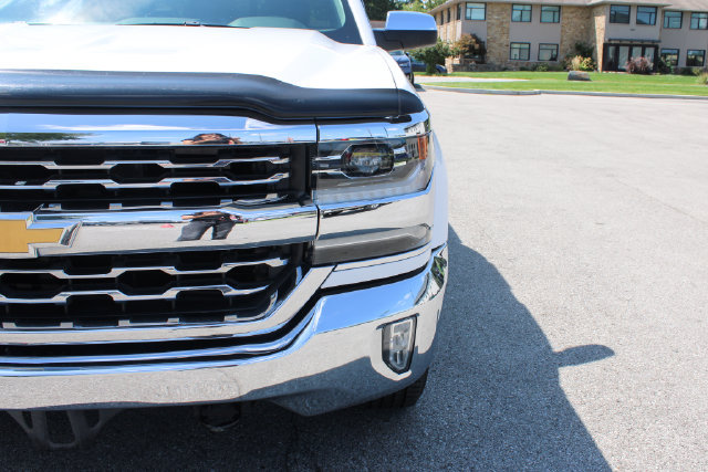 Used 2018 Chevrolet Silverado 1500 LTZ AWD/4WD image 39