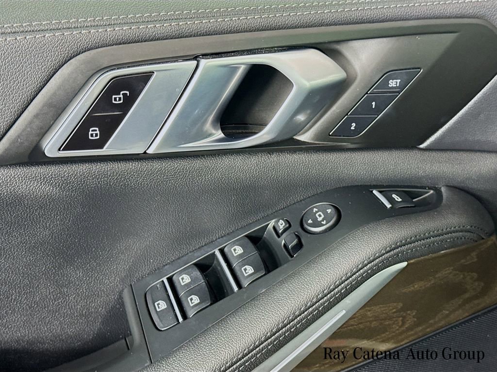 Used 2022 BMW X5 xDrive40i w/ Premium Package image 18