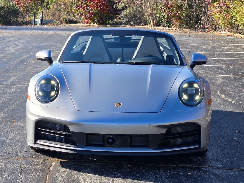 Certified 2025 Porsche 911 Carrera image 12
