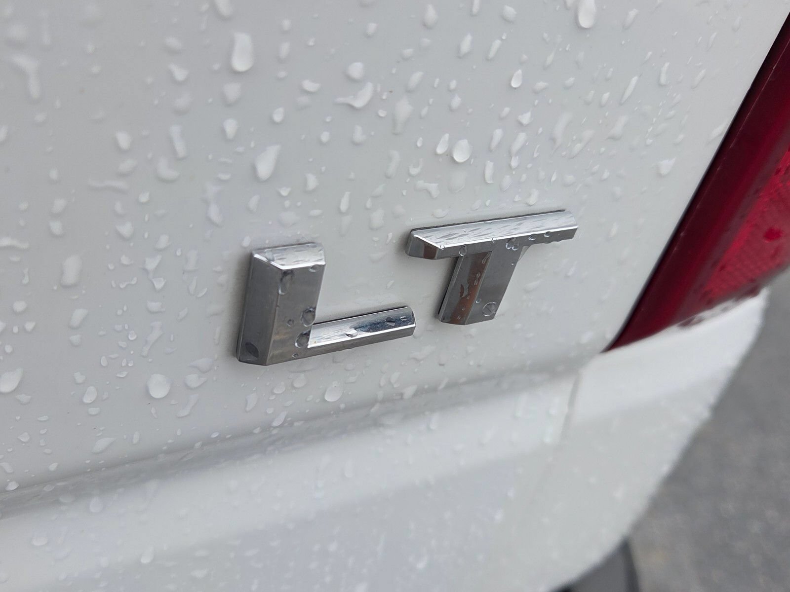 Used 2025 Chevrolet Silverado 1500 LT RWD image 12