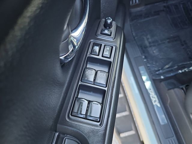 Used 2021 Nissan Titan PRO-4X w/ Pro-4x Convenience Package image 16