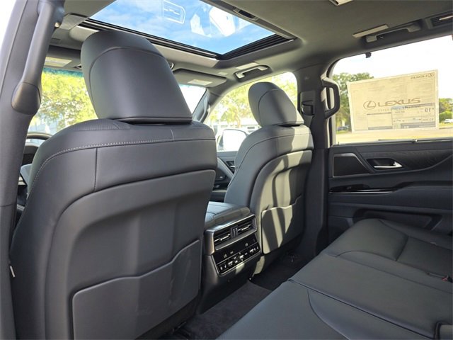 New 2026 Lexus LX 600 4WD w/ Luxury Package image 20