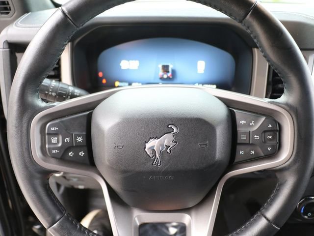 Used 2025 Ford Bronco Outer Banks image 25