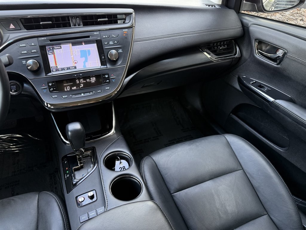 Used 2016 Toyota Avalon Touring FWD image 22