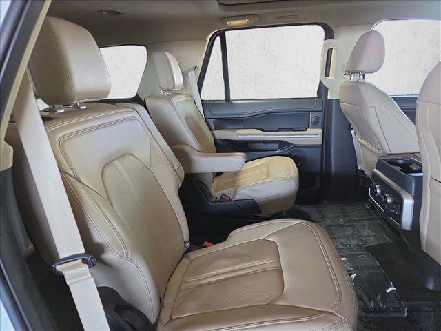 Used 2024 Ford Expedition Limited AWD/4WD image 19