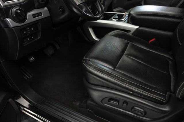 Used 2019 Nissan Titan PRO-4X w/ Pro-4x Convenience Package image 13