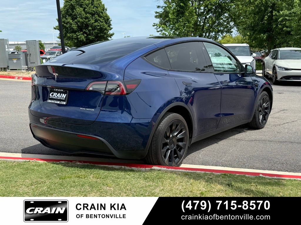Used 2022 Tesla Model Y Long Range AWD/4WD image 7