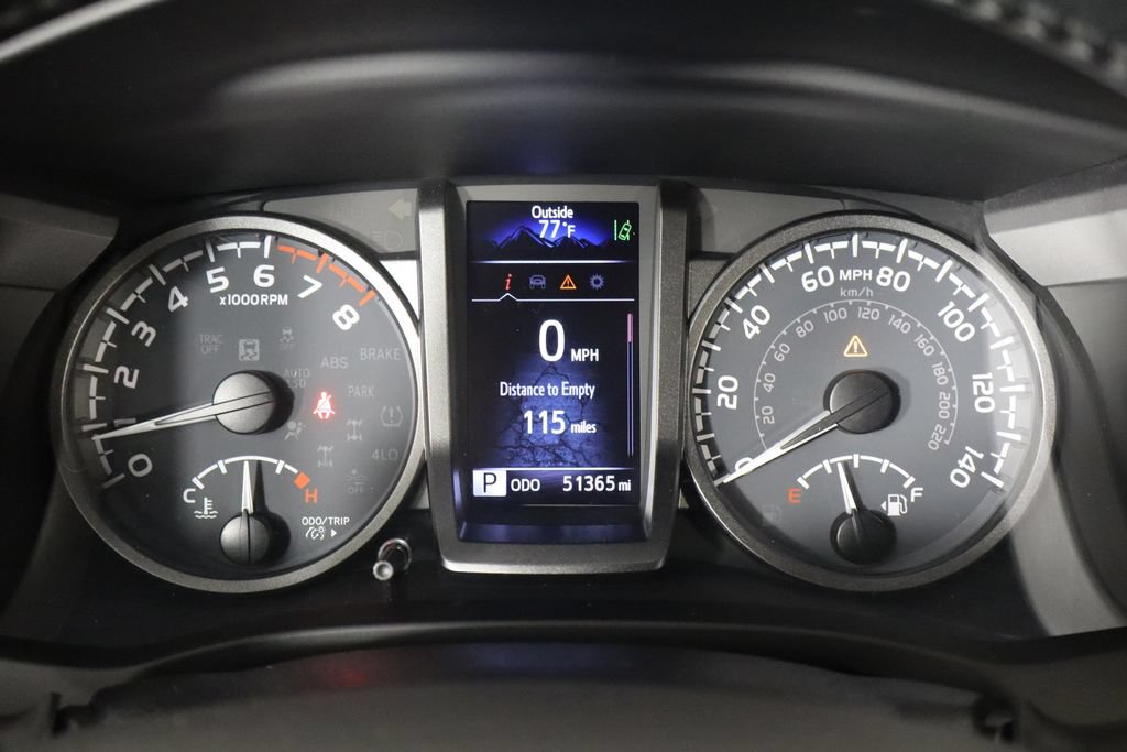 Used 2022 Toyota Tacoma TRD Off-Road AWD/4WD image 11