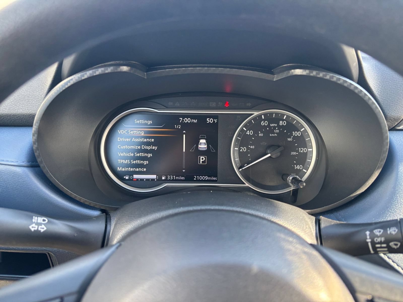 Used 2025 Nissan Versa SV FWD image 38