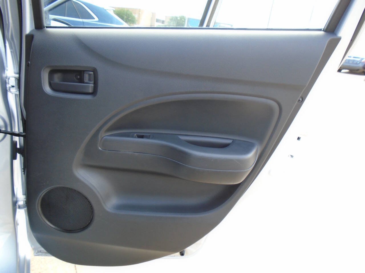Used 2024 Mitsubishi Mirage ES FWD image 30