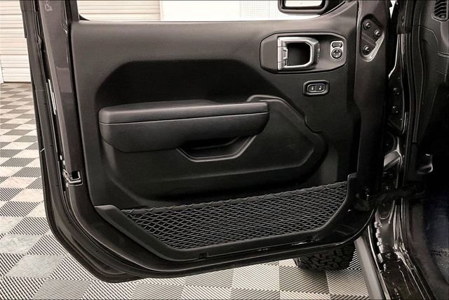 Used 2025 Jeep Wrangler Unlimited Rubicon 4xe w/ Convenience Group image 22