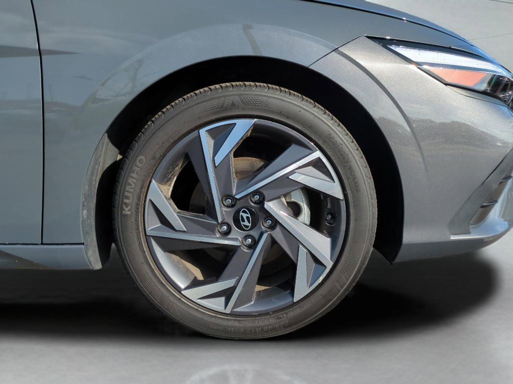 Certified 2025 Hyundai Elantra Sport w/ Cargo Package image 22