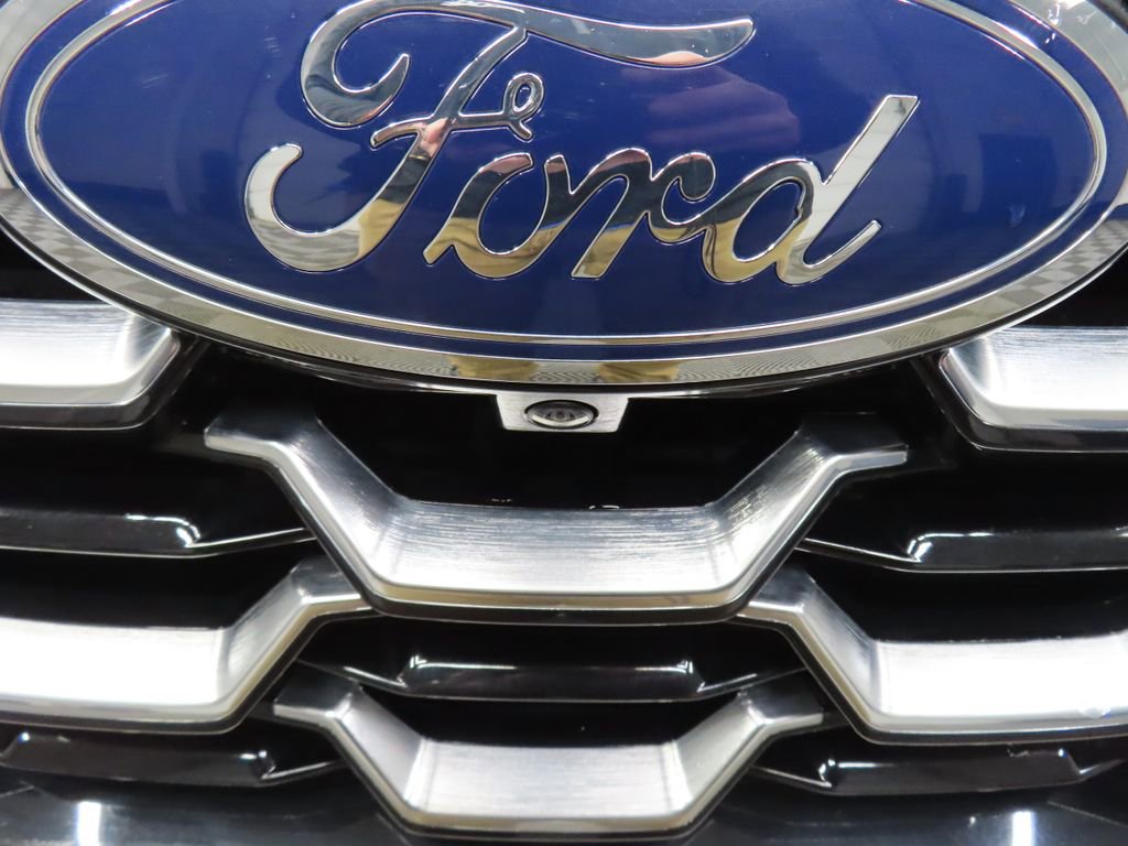 Used 2025 Ford Explorer Platinum w/ Ultimate Package image 52