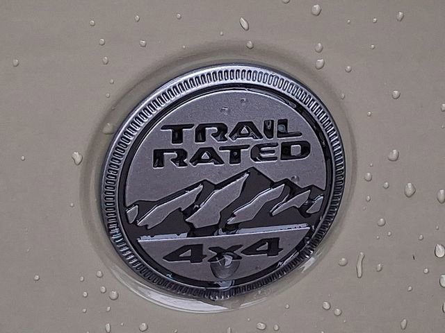 Used 2025 Jeep Gladiator Sport image 30