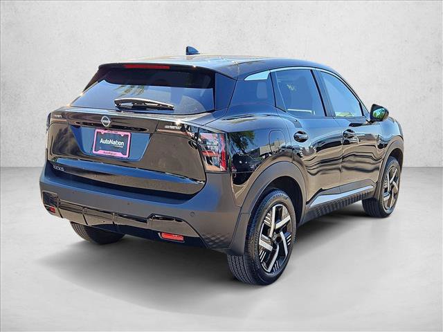 Certified 2025 Nissan Kicks SV FWD image 5