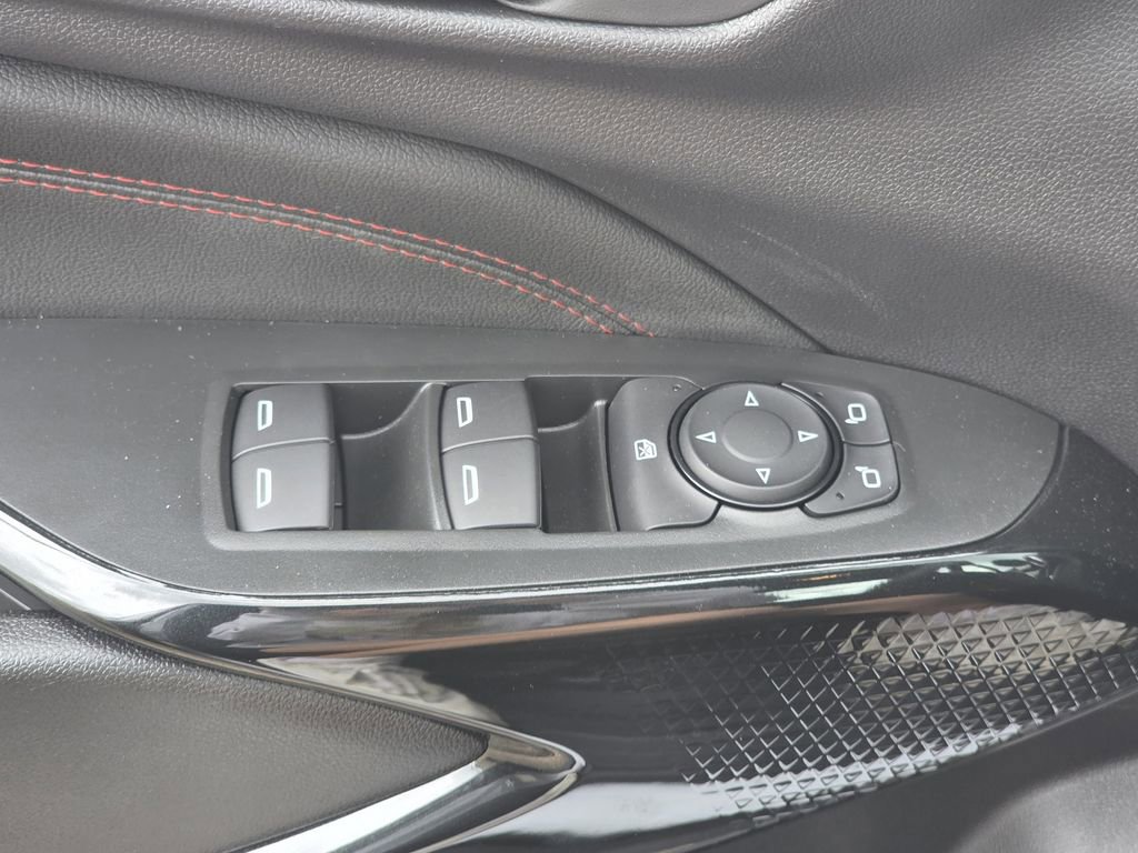 New 2026 Chevrolet Trax RS w/ Driver Confidence Package FWD image 25