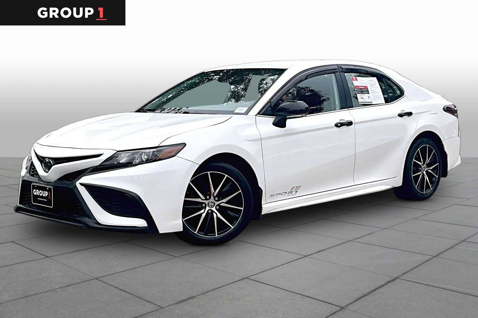Used 2023 Toyota Camry SE