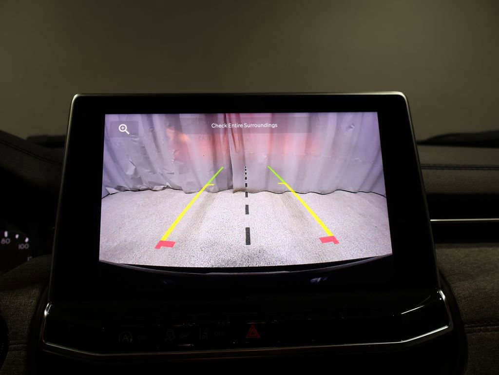 Certified 2023 Jeep Compass Latitude image 27