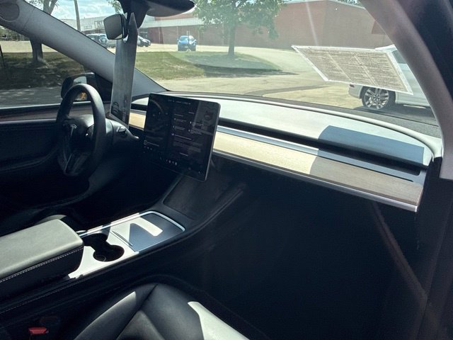 Used 2024 Tesla Model Y Long Range AWD/4WD image 20