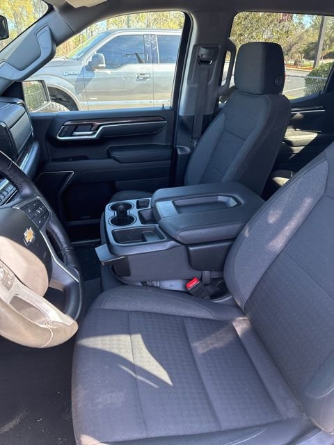 Used 2025 Chevrolet Silverado 1500 LT image 10