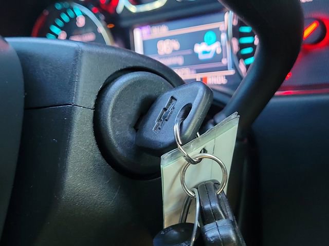 Used 2018 Chevrolet Silverado 1500 LT w/ All Star Edition image 28