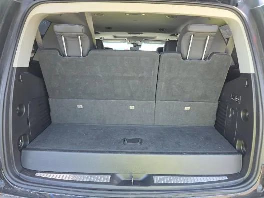 Used 2017 Cadillac Escalade Luxury image 21