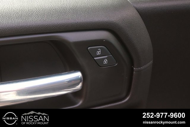 Used 2020 Chevrolet Silverado 1500 LT Trail Boss w/ Bed Protection Package AWD/4WD image 13