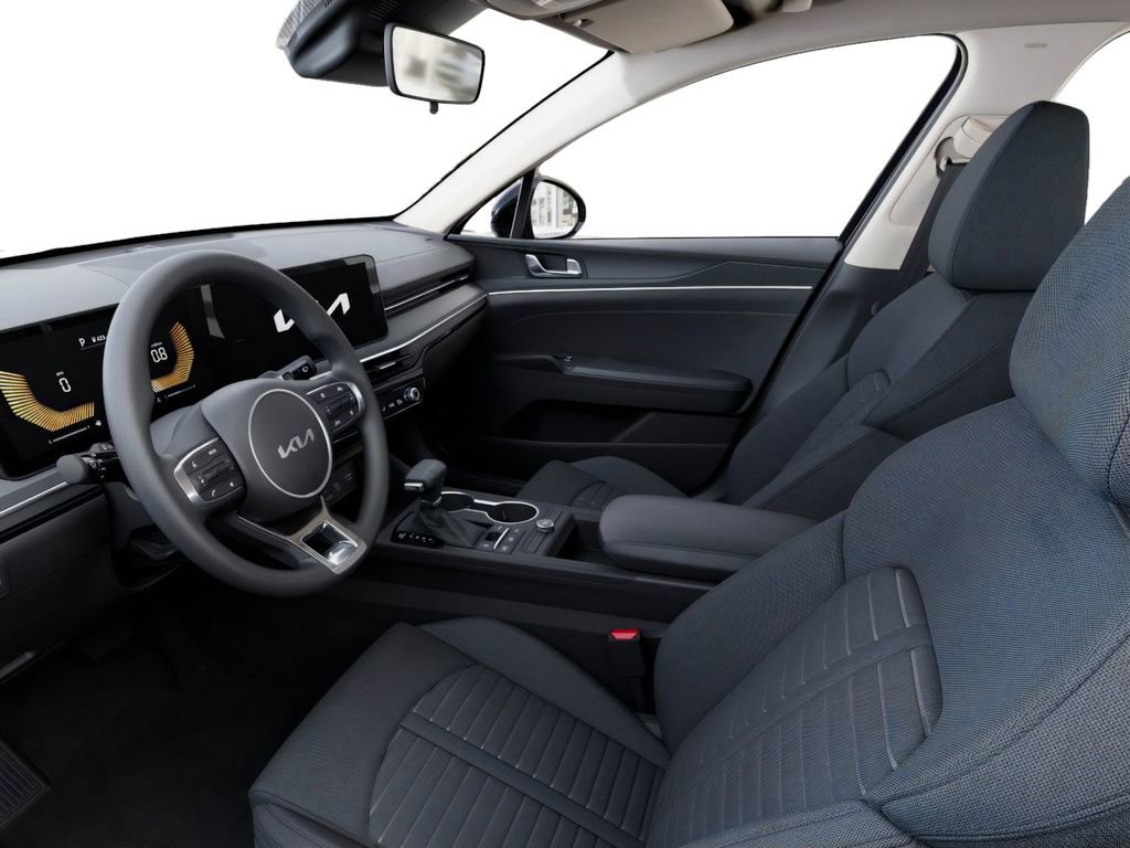 New 2026 Kia K5 LXS image 17