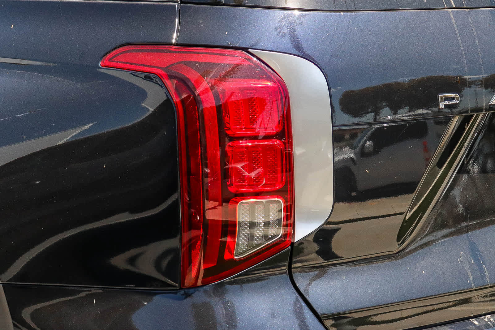 Used 2023 Hyundai Palisade SEL w/ Cargo Package FWD image 9