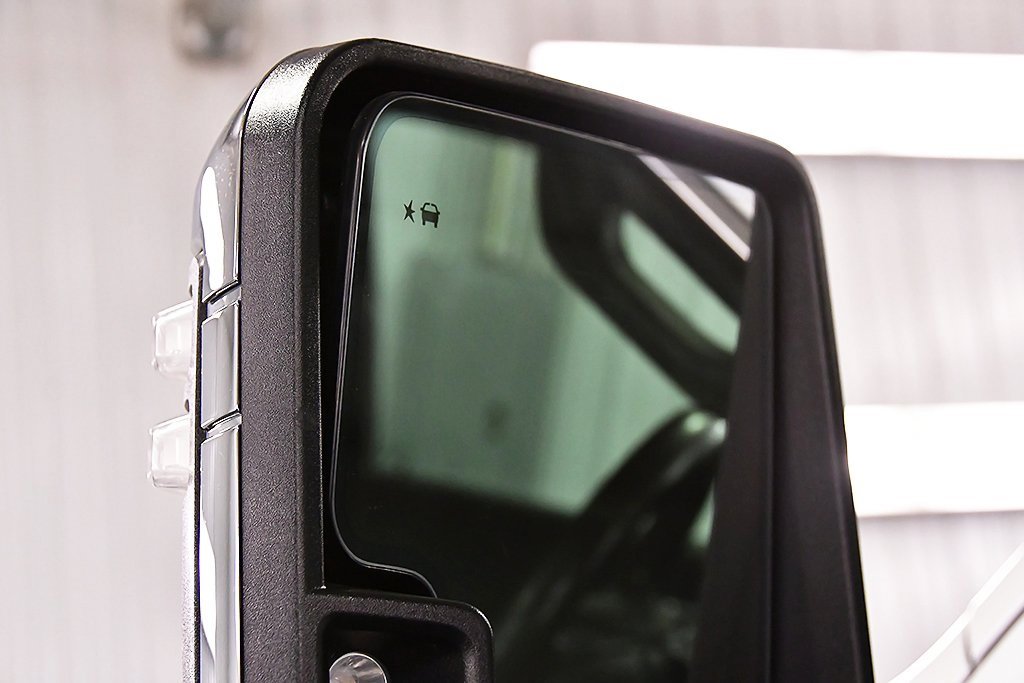 Used 2021 GMC Sierra 2500 Denali w/ Denali Ultimate Package image 18