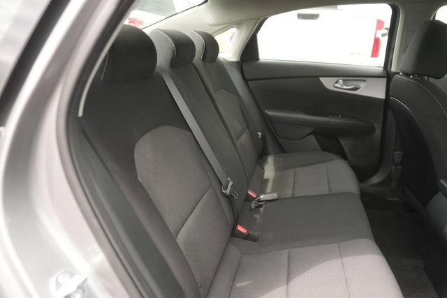 Used 2024 Kia Forte LXS w/ LXS Technology Package image 16