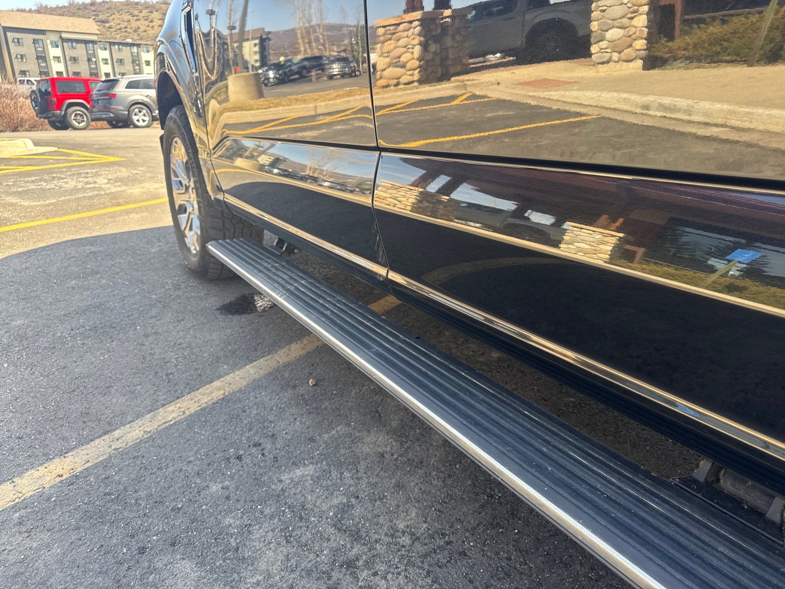 Used 2023 Ford F150 Platinum image 33