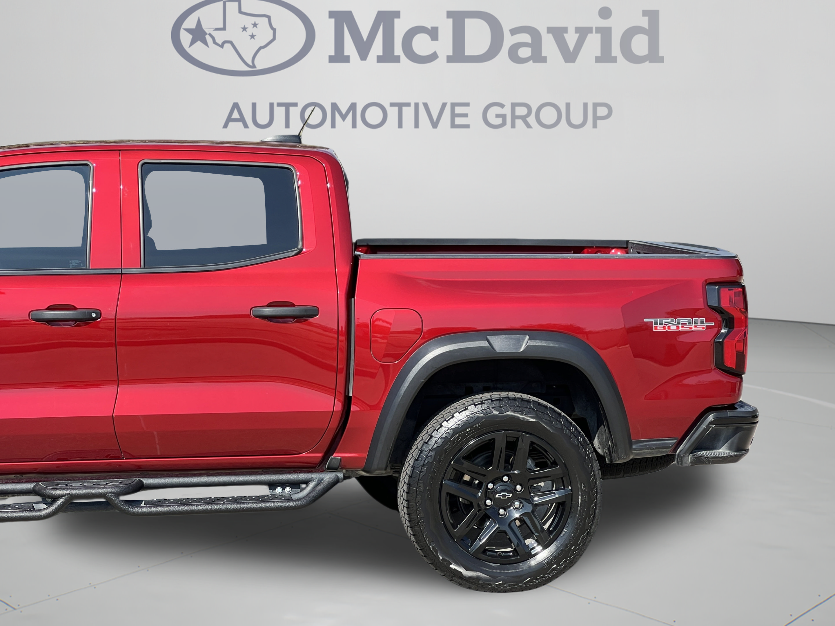 Used 2025 Chevrolet Colorado Trail Boss AWD/4WD image 28