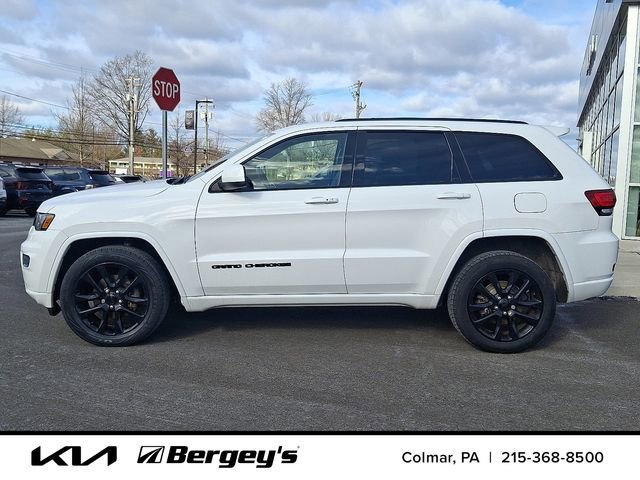 Used 2020 Jeep Grand Cherokee Altitude image 9