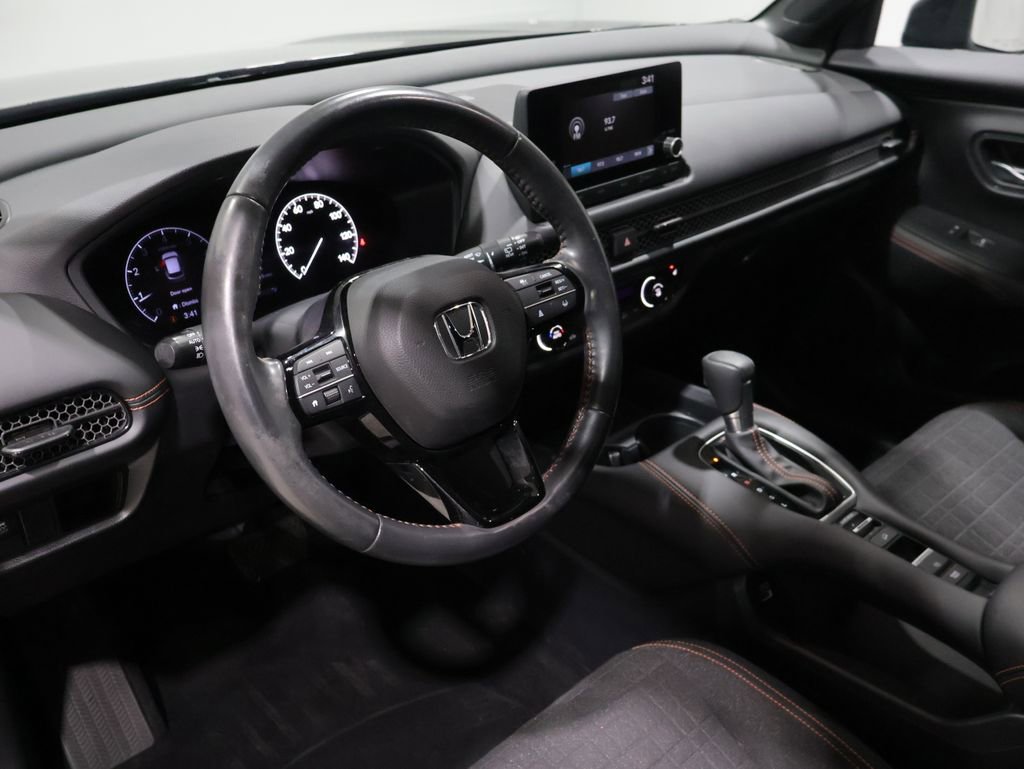 Used 2023 Honda HR-V Sport image 14
