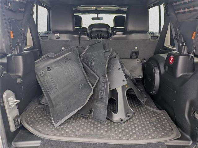 Used 2020 Jeep Wrangler Unlimited Rubicon AWD/4WD image 6