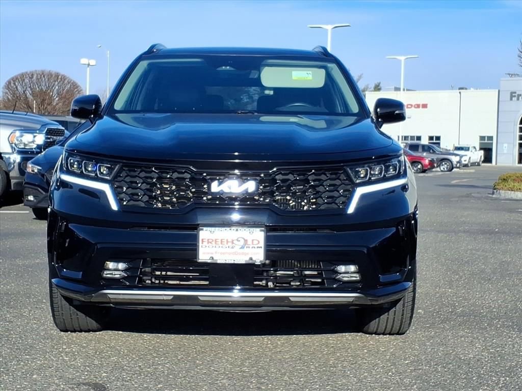 Used 2023 Kia Sorento SX image 2