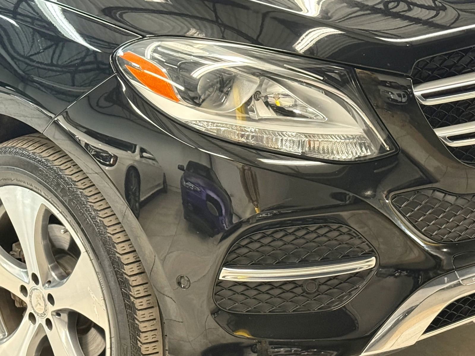 Used 2016 Mercedes-Benz GLE 350 w/ Premium Package image 6