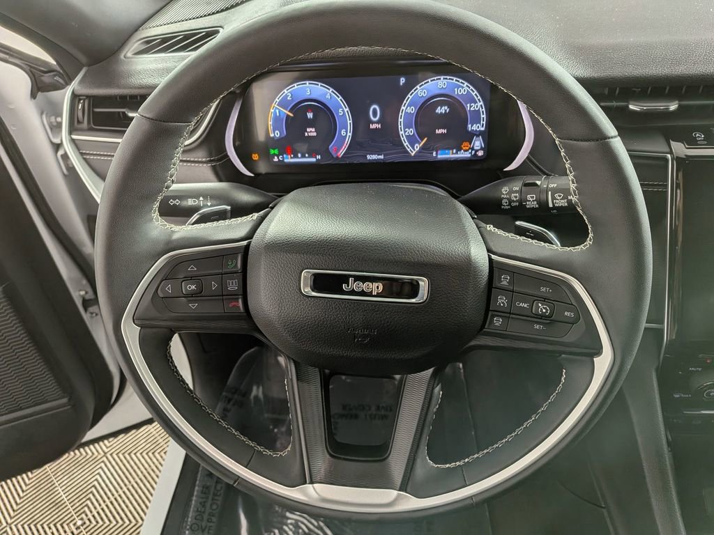 Certified 2024 Jeep Grand Cherokee Altitude image 17