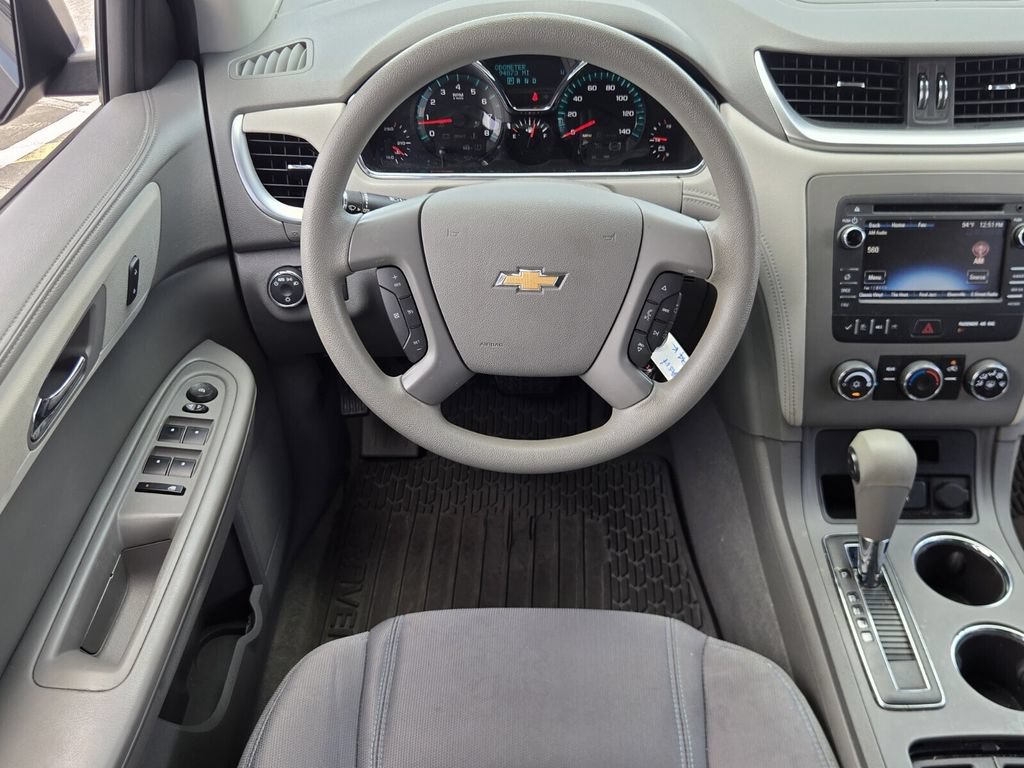 Used 2015 Chevrolet Traverse LS FWD image 13